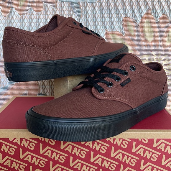 Vans WMNS Atwood
Mixed Canvas Root Beer
VN0A327LHCV
Sneakers - Picture 1 of 16